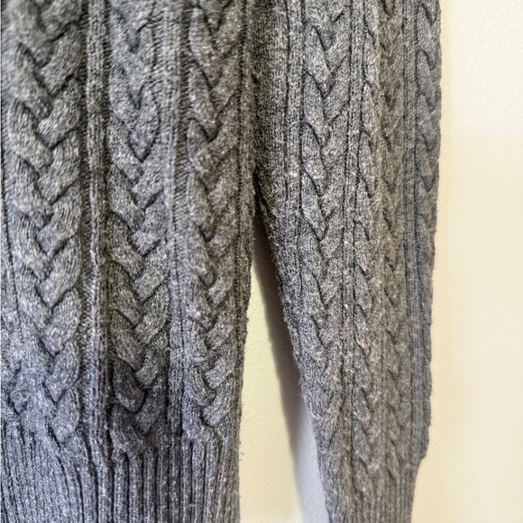 Eddie Bauer Gray Cable Knit Cardigan Timeless Design Size L - Picture 4 of 7